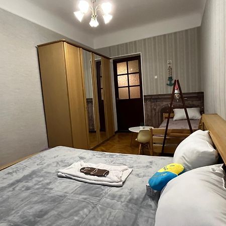 Ararat-Klovskaya Hostel-Apartments Kiev Kültér fotó