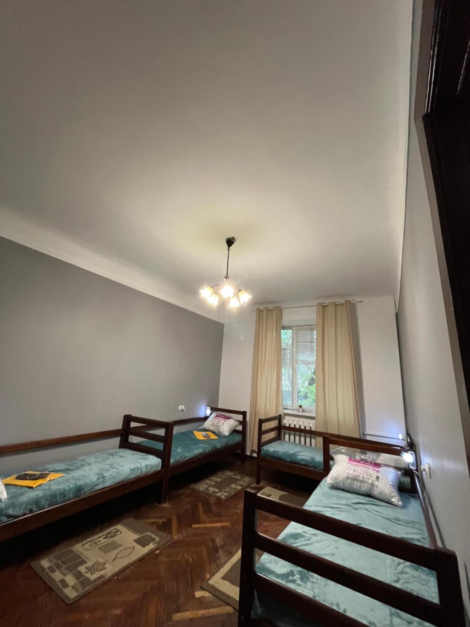 Ararat-Klovskaya Hostel-Apartments Kiev Kültér fotó